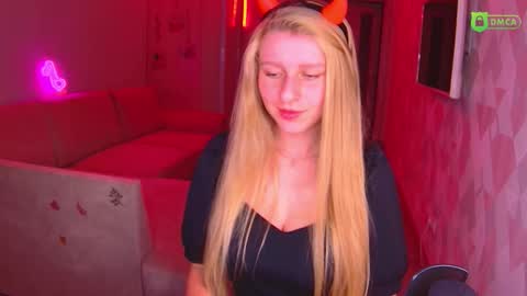 Amalia online show from October 2025 03:02:02 PM