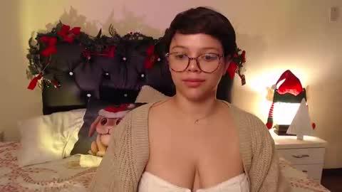         online show from December 2024 03:58:01 PM