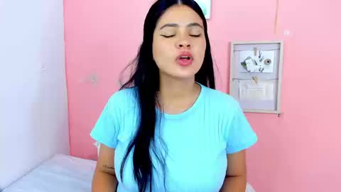 Thalia online show from October 2025 04:20:01 AM