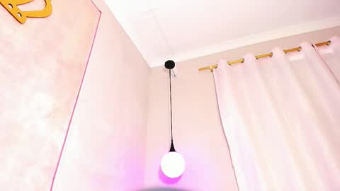 Snapshot of amanda_marcuzzi chatting on October 2025 11:51:02 AM Amanda Marcuzzi online show from October 2025 11:51:02 AM