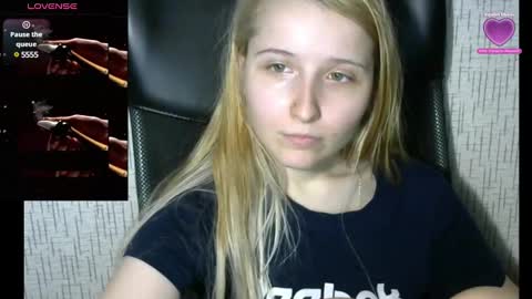 Snapshot of amanda_sherr chatting on January 2025 10:59:01 PM Amanda online show from January 2025 10:59:01 PM