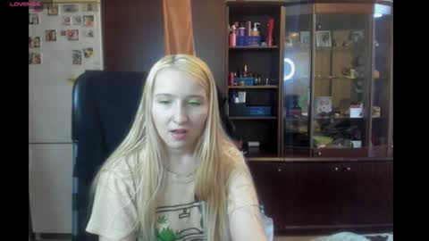 Snapshot of amanda_sherr chatting on November 2025 12:59:02 PM Amanda online show from November 2025 12:59:02 PM