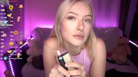 Amanda online show from December 2024 04:20:01 PM