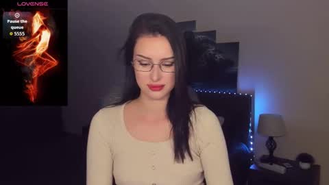 Snapshot of amandaair chatting on October 2025 05:42:01 PM AmandaAir online show from October 2025 05:42:01 PM