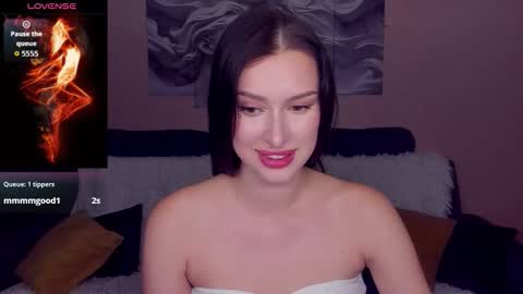 Snapshot of amandaair chatting on November 2025 09:35:01 PM AmandaAir online show from November 2025 09:35:01 PM