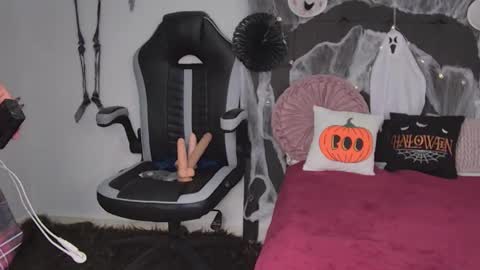 Amanda online show from October 2025 02:59:01 AM