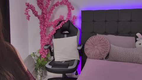 Amanda online show from November 2025 01:27:02 AM