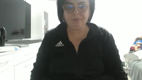 Snapshot of amandamuller1982 chatting on November 2025 10:37:01 PM Anda online show from November 2025 10:37:01 PM