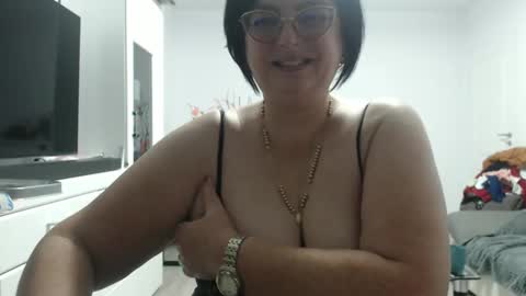 Snapshot of amandamuller1982 chatting on November 2025 11:09:01 PM Anda online show from November 2025 11:09:01 PM