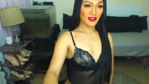 Suzie online show from January 2025 11:39:02 PM