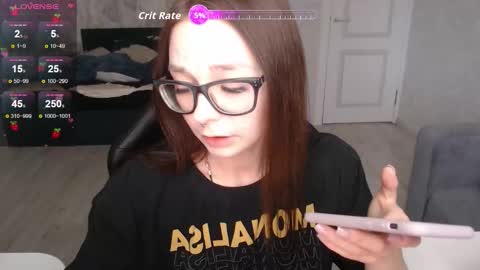 Mila online show from September 2025 01:02:01 PM