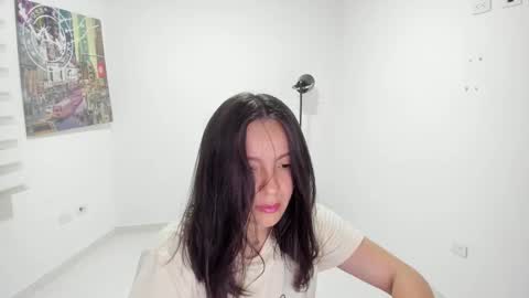 Snapshot of amaranta69_cam chatting on October 2025 08:35:01 AM AMARANTA online show from October 2025 08:35:01 AM