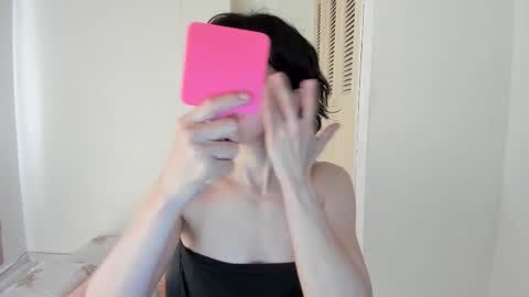 Amarantha online show from December 2025 08:40:01 PM