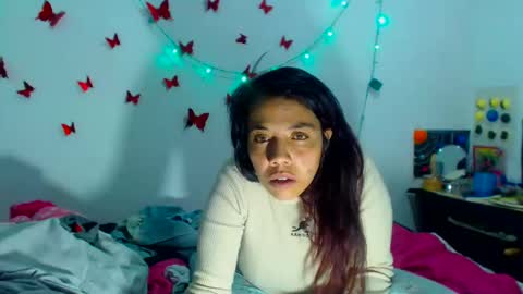Snapshot of amararoberts08 chatting on January 2025 02:22:02 AM Amara Julia online show from January 2025 02:22:02 AM