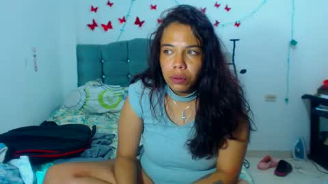 Snapshot of amararoberts08 chatting on February 2025 04:51:02 AM Amara Julia online show from February 2025 04:51:02 AM