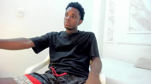 Snapshot of amare_25 chatting on October 2025 07:37:01 PM Amare online show from October 2025 07:37:01 PM