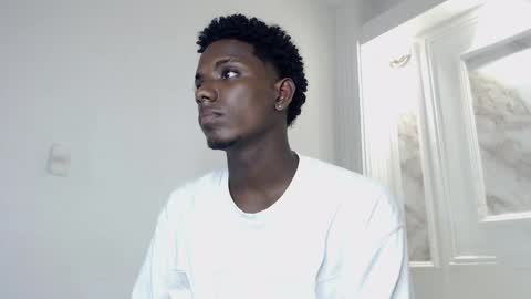 Snapshot of amare_25 chatting on October 2025 07:14:01 PM Amare online show from October 2025 07:14:01 PM