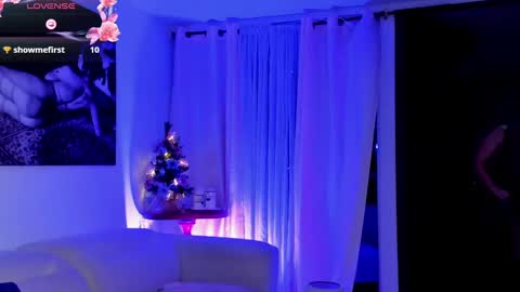 Snapshot of amatistahot1 chatting on December 2024 12:52:01 AM Amatista online show from December 2024 12:52:01 AM