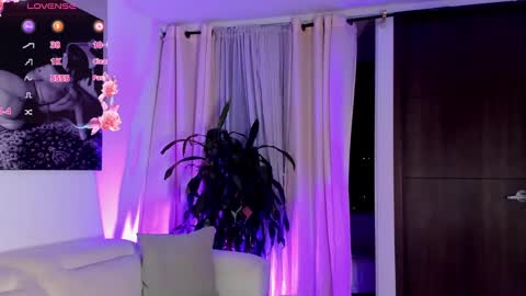 Snapshot of amatistahot1 chatting on January 2025 12:42:01 AM Amatista online show from January 2025 12:42:01 AM