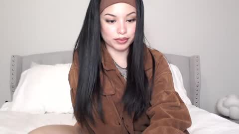 amaya_floress online show from February 2025 01:26:02 AM