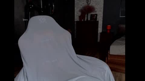 Snapshot of amayamalina chatting on February 2025 03:04:01 PM Malina online show from February 2025 03:04:01 PM