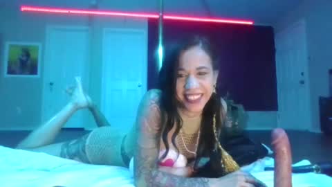 amayamillarodriguez online show from February 2025 04:43:01 AM