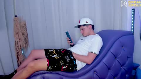 3some HORNY KIMGOOD GIRL LOOKING TO EXPERIENCE ALL KINDS OF SHOW online show from October 2025 08:09:02 PM