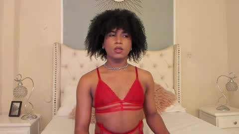 Ambar Colling online show from February 2025 01:01:01 PM