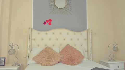 Ambar Colling online show from February 2025 01:16:01 PM