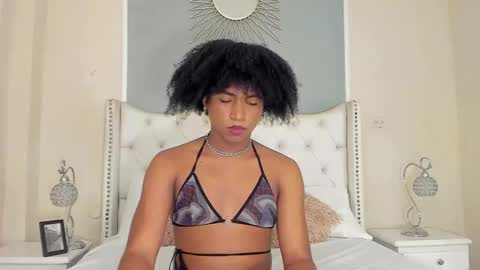 Ambar Colling online show from February 2025 05:04:02 PM