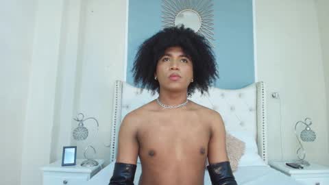 Ambar Colling online show from March 2025 01:36:01 PM