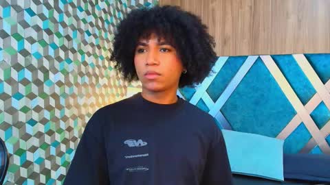 Ambar Colling online show from October 2025 02:34:01 AM