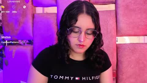   online show from November 2025 07:05:02 PM