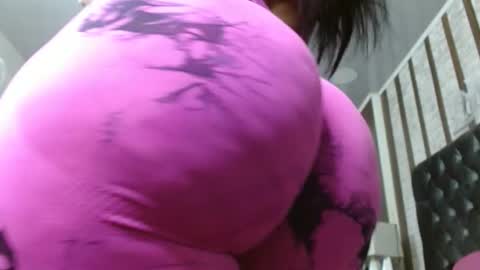 Snapshot of ambar_jonesx chatting on November 2025 11:32:02 AM Ambar Jones online show from November 2025 11:32:02 AM