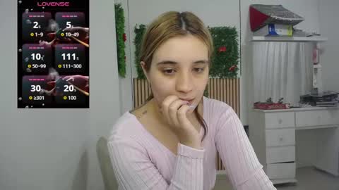 Snapshot of ambar_lynn chatting on November 2025 08:08:01 PM mbar online show from November 2025 08:08:01 PM