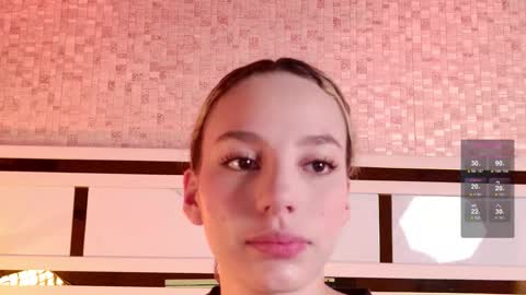 Snapshot of ambar_rosse25 chatting on November 2025 11:32:02 AM Julieta online show from November 2025 11:32:02 AM