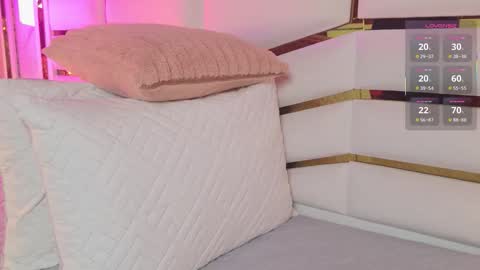 Snapshot of ambar_rosse25 chatting on November 2025 11:53:01 AM Julieta online show from November 2025 11:53:01 AM