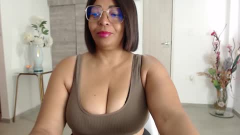 Amber Sofhia  online show from September 2025 08:23:01 PM