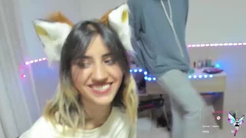 amber_n_victor online show from September 2025 09:50:01 PM