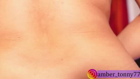 Snapshot of amber_tony77 chatting on October 2025 09:21:01 AM online show from October 2025 09:21:01 AM