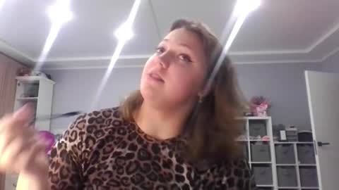 amberly_carr online show from October 2025 05:10:01 AM