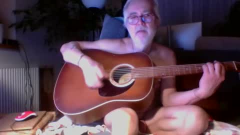 Amberr11 online show from October 2025 10:43:02 PM