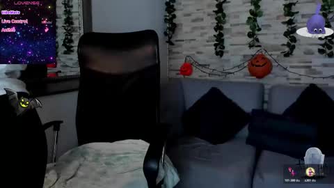 Amber online show from November 2025 03:52:02 AM