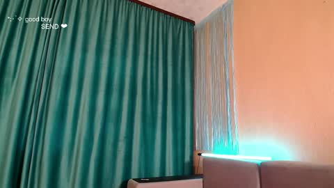 Snapshot of ambrosia_nectar chatting on October 2025 12:23:02 PM 25 WEEK Princess Linnea online show from October 2025 12:23:02 PM