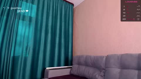 Snapshot of ambrosia_nectar chatting on November 2025 11:32:02 AM 25 WEEK Princess Linnea online show from November 2025 11:32:02 AM