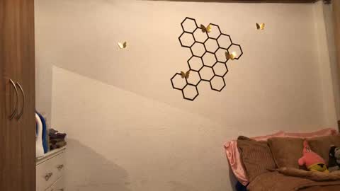 Amelia online show from October 2025 12:49:02 PM