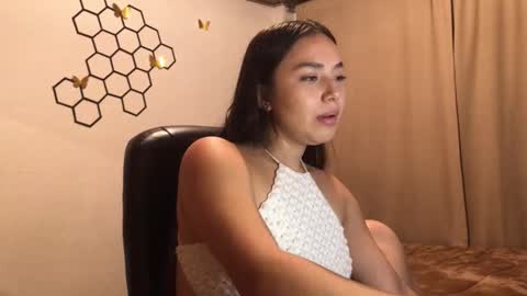 Amelia online show from October 2025 06:46:02 PM