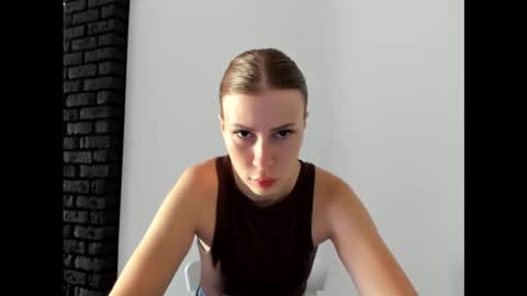amelia_gold9 online show from September 2025 07:54:02 AM