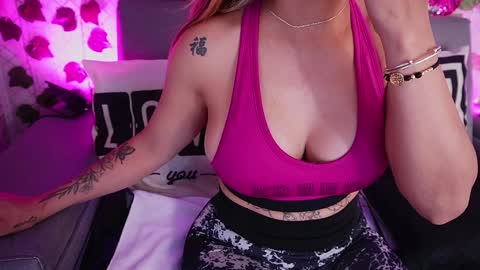 Amelia online show from January 2025 03:09:02 AM