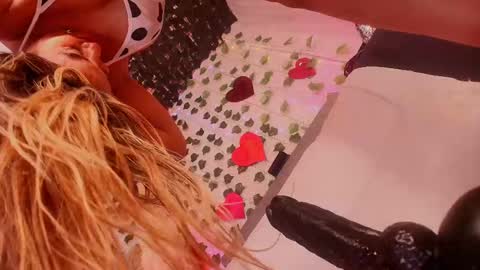 Amelia online show from February 2025 06:09:02 AM